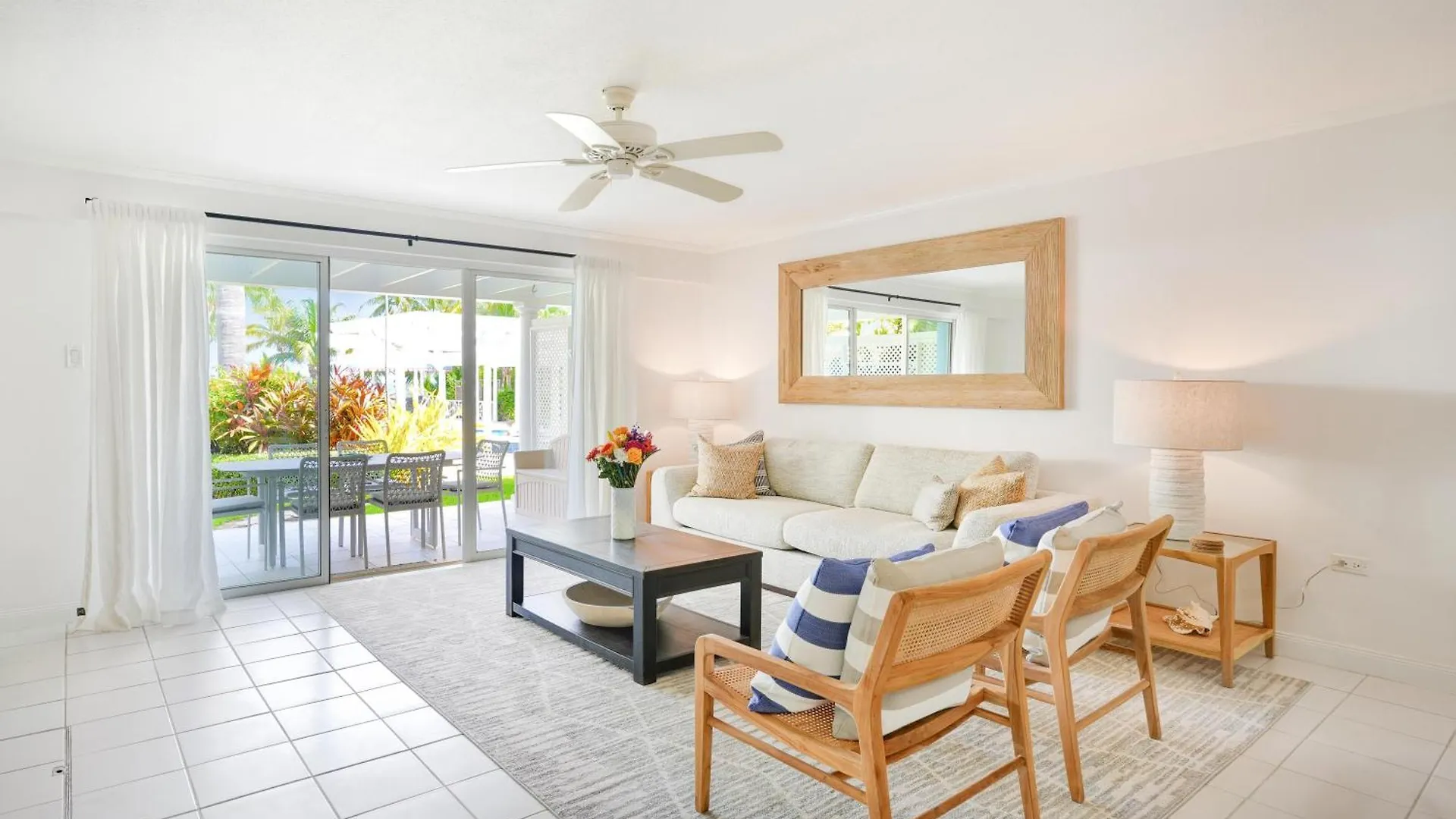 Coconut Bay Villas #113 George Town Vakantiehuis