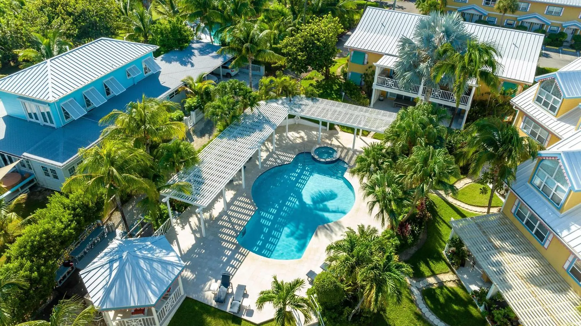 Coconut Bay Villas #113 George Town